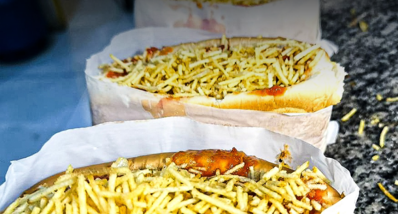 Promoção é válida apenas hoje e promete fila pelo cachorro-quente mais “molhudo” da cidade