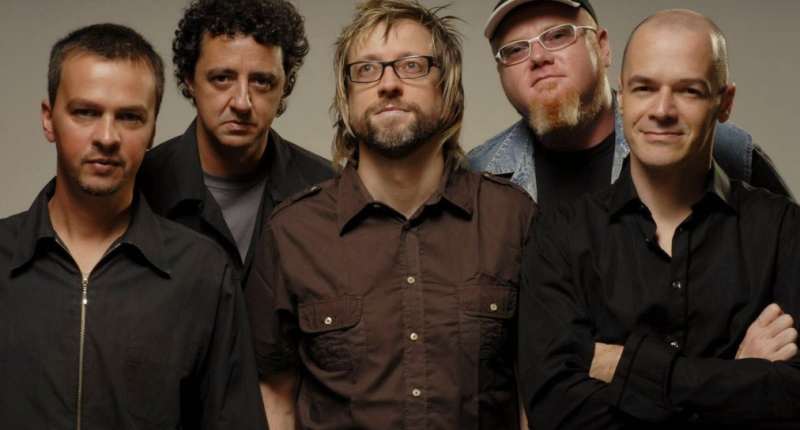 Biquíni Cavadão e Nenhum de Nós se apresentam juntos em show no Bosque Expo, em Campo Grande