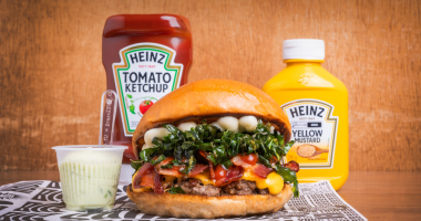 Hambúrguer artesanal da edição 2025 do Burger Fest, com ingredientes exclusivos preparados por hamburguerias de Campo Grande.