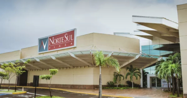 Fachada do Shopping Norte Sul Plaza