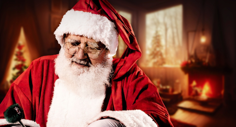 Papai Noel nos preparativos para a chegada do Natal do Norte Sul Plaza