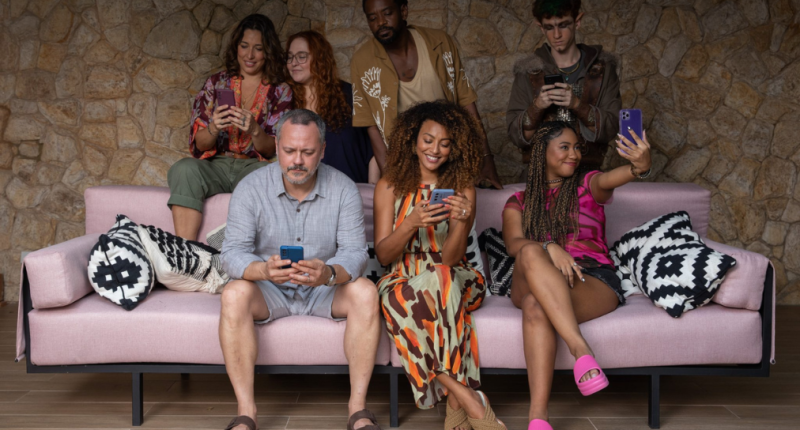 Cena do filme Perfeitos Desconhecidos