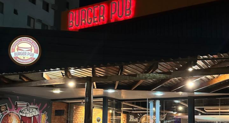 Burger Pub completa dez anos em Campo Grande
