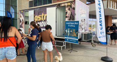 Castramóvel movimenta o sábado no Bosque com ações direcionadas aos pets