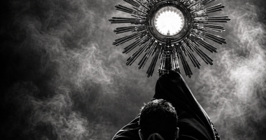 Foto divulgação de um curso para a igreja sobre marketing digital