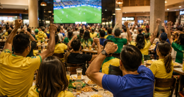 Praça de Alimentação de shopping preparada para receber torcedores durante transmissões da Copa do Mundo