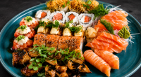 Menu especial do Dia dos Namorados do Chez Rejala com combinado de sushi e sashimi, entradas variadas e sobremesa para duas pessoas