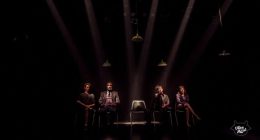 Elenco da Cia Ofit durante cena do espetáculo "Três Vírgula Quatro Graus na Escala Richter", apresentado no Teatro Prosa, em Campo Grande.