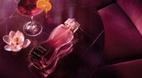Frasco de Glamour Intense, nova fragrância feminina do Boticário lançada em comemoração aos 25 anos da linha Glamour.