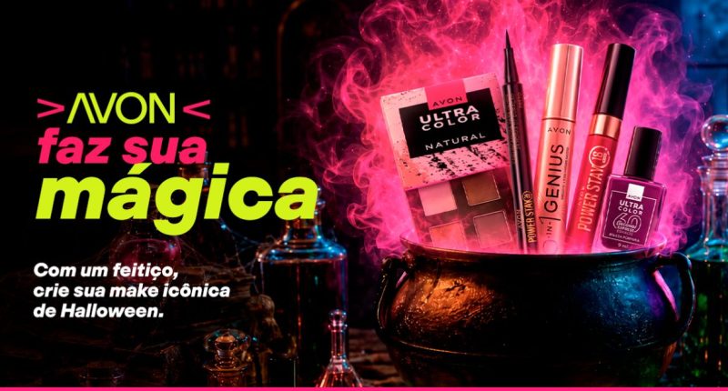 Campanha Avon Faz Sua Mágica com produtos de maquiagem em um caldeirão, inspirada no Halloween.