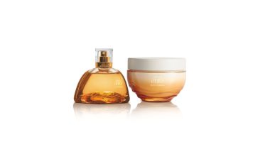 Frasco do perfume Natura Aura Alba Dourada, de 75 ml, inspirado nas camadas de uma rosa